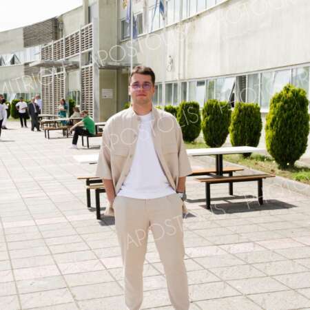 IMG42